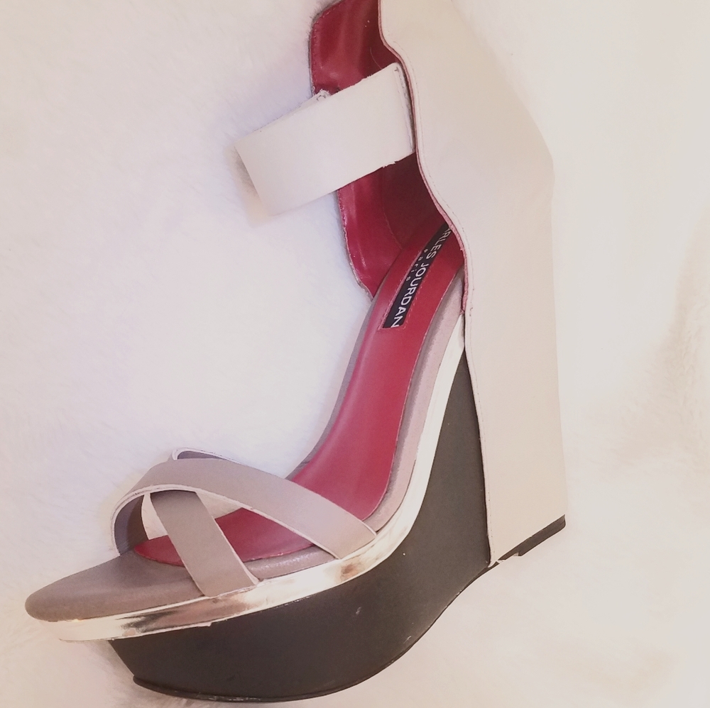 Charles Jourdan Leather Wedges